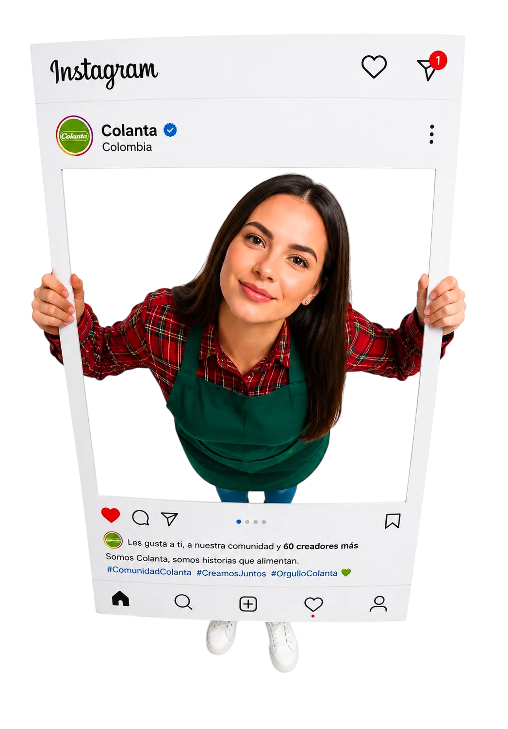 Una creadora con delantal y camisa a cuadros sostiene un marco de publicación de Instagram y sonríe.